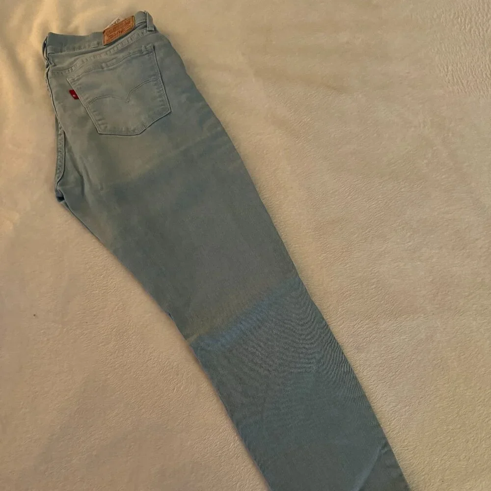 Levis 710 Supper Skinny - Picture 3 of 3